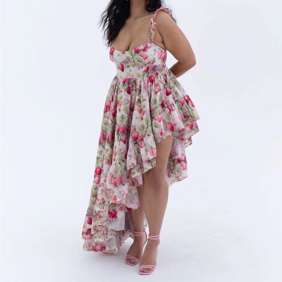 Selkie Legs for Days in Strawberry Cream - Picture 3 of 4